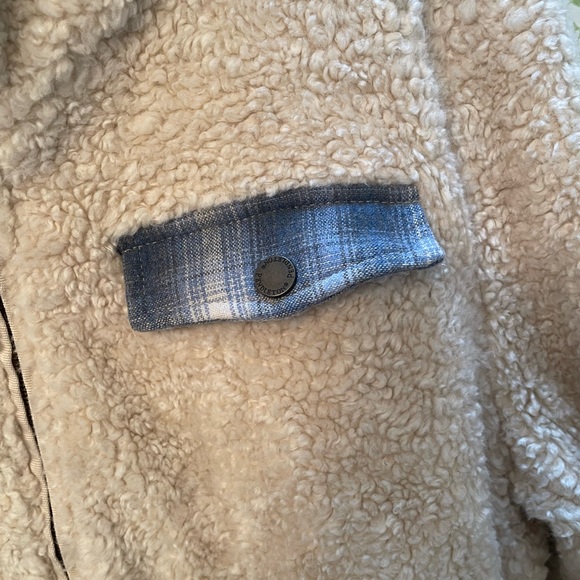 Fuzzy Pendleton Zip Up Jacket - Picture 3 of 8